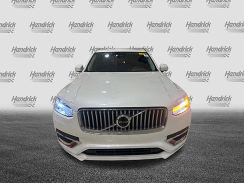 Used 2023 Volvo XC90 B6 Plus AWD/4WD image 39