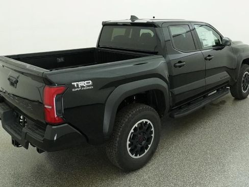 New 2026 Toyota Tacoma TRD Off-Road AWD/4WD image 9