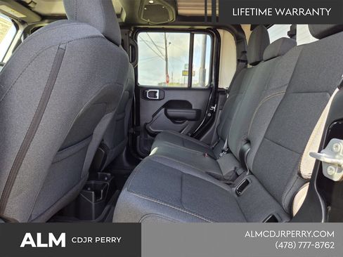 New 2026 Jeep Gladiator Mojave AWD/4WD image 9