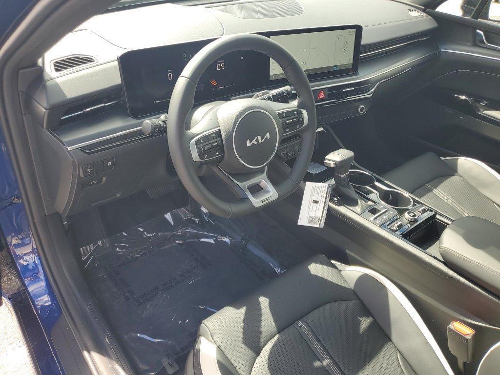 New 2027 Kia K5 GT-Line FWD image 6