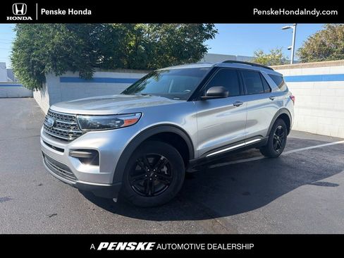 Used 2022 Ford Explorer XLT w/ Class IV Trailer Tow Package AWD/4WD image 1
