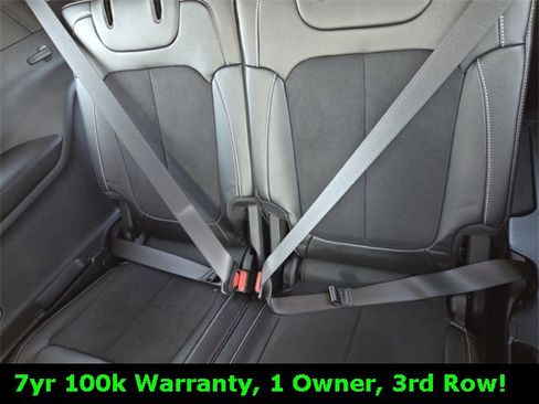 Used 2023 Jeep Grand Cherokee L Laredo image 21