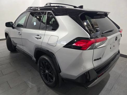 Used 2025 Toyota RAV4 XSE w/ Advanced Technology Package AWD/4WD image 3