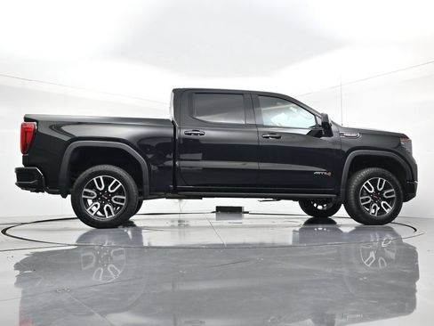 Used 2024 GMC Sierra 1500 AT4 w/ AT4 Premium Package AWD/4WD image 27