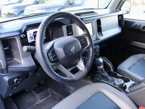 Used 2023 Ford Bronco Outer Banks w/ Sasquatch Package image 4