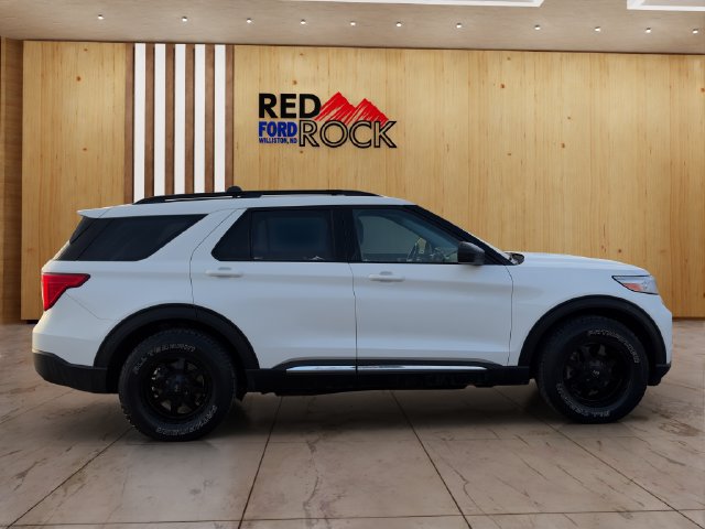 Used 2022 Ford Explorer XLT w/ Class IV Trailer Tow Package AWD/4WD image 7