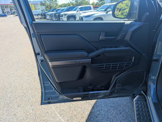 New 2026 Toyota 4Runner TRD Off-Road Premium AWD/4WD image 14