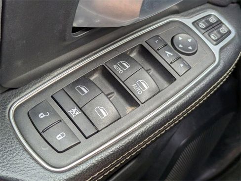 Used 2024 RAM 2500 Big Horn image 24