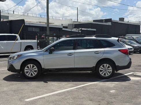 Used 2018 Subaru Outback 2.5i AWD/4WD image 8