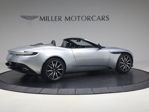 Used 2019 Aston Martin DB11 Volante RWD image 8
