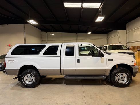 Used 2002 Ford F250 Lariat AWD/4WD image 8