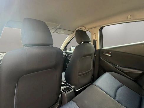 Used 2017 Toyota Yaris iA FWD image 11