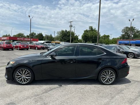 Used 2014 Lexus IS 250 w/ Navigation Package RWD image 9