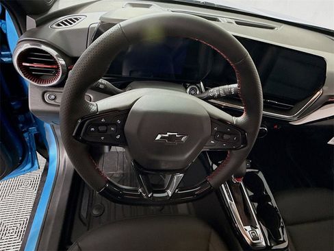 New 2026 Chevrolet Trax RS w/ Driver Confidence Package image 6