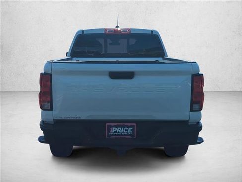 Used 2026 Chevrolet Colorado W/T w/ Advanced Trailering Package AWD/4WD image 7