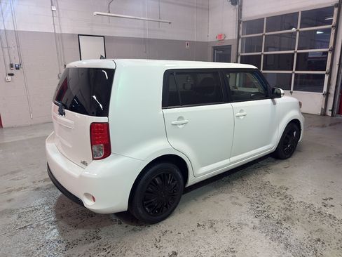 Used 2014 Scion xB Release Series 10.0 FWD image 29