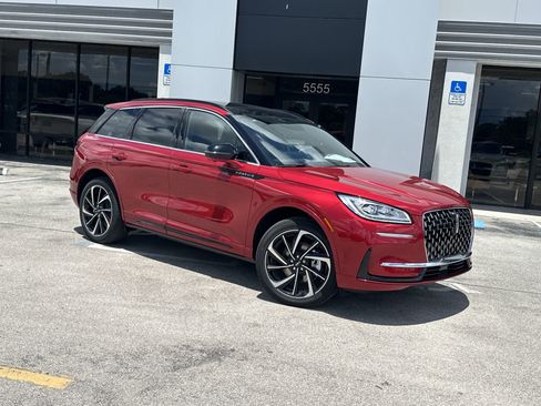 New 2025 Lincoln Corsair Grand Touring w/ Equipment Group 302A image 2