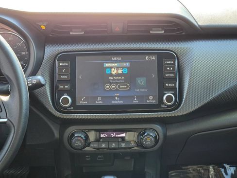 Used 2022 Nissan Kicks SV FWD image 15