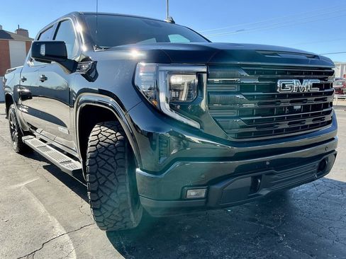 Used 2024 GMC Sierra 1500 Elevation w/ Elevation Premium Package image 2