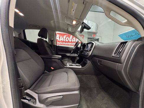 Used 2018 Chevrolet Colorado LT AWD/4WD image 12