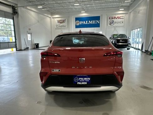 Used 2024 Buick Envista Preferred w/ Convenience II Package image 10