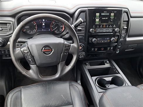 Used 2021 Nissan Titan PRO-4X w/ Pro-4x Convenience Package image 12