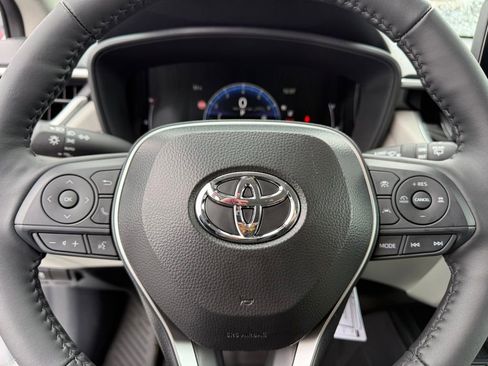 New 2026 Toyota Corolla Cross LE AWD/4WD image 31