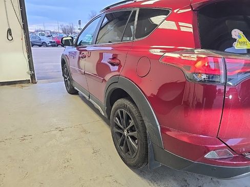 Used 2018 Toyota RAV4 Adventure image 2