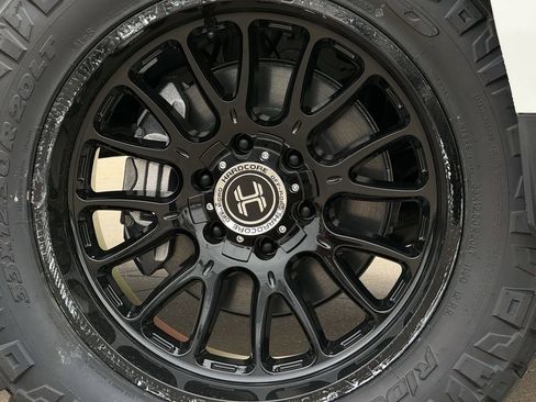 New 2026 Chevrolet Tahoe LS image 9