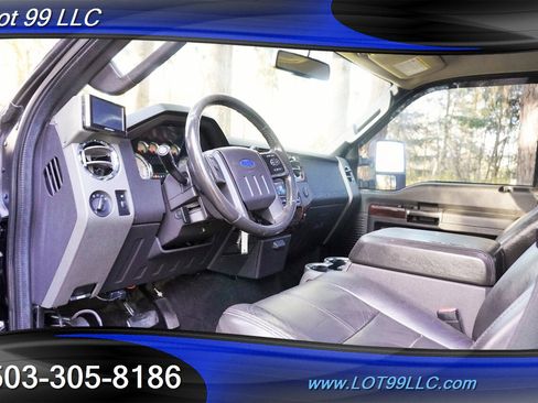 Used 2010 Ford F250 Lariat image 12