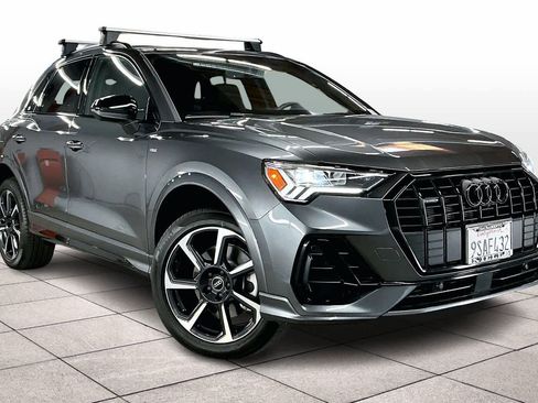 Certified 2025 Audi Q3 2.0T Premium Plus w/ Premium Plus Package image 2