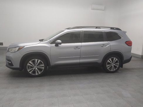 Used 2019 Subaru Ascent Premium image 2