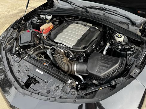 Used 2017 Chevrolet Camaro SS w/ LPO, Ground Effects Package image 32
