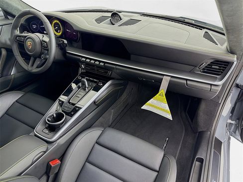 Certified 2025 Porsche 911 Turbo S image 33