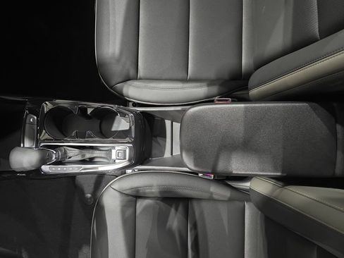 New 2026 Chevrolet Trax ACTIV image 25