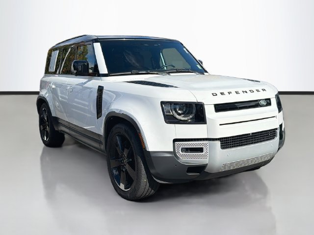 Used 2023 Land Rover Defender 110 SE AWD/4WD image 20