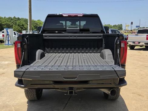 Used 2024 GMC Sierra 2500 Denali w/ Denali Reserve Package AWD/4WD image 14