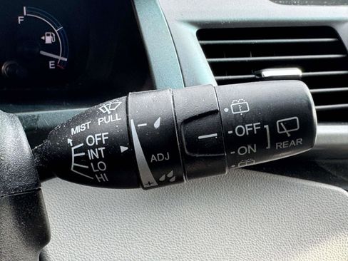 Used 2011 Honda Odyssey EX image 22