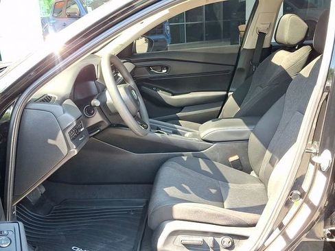 Used 2024 Honda Accord EX image 8