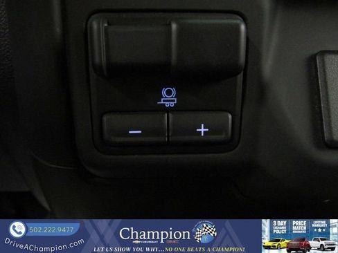 Used 2022 Chevrolet Silverado 2500 Custom w/ Custom Value Package AWD/4WD image 32