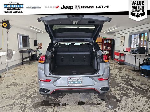 Used 2023 Buick Encore GX Select w/ Sport Touring Package AWD/4WD image 8