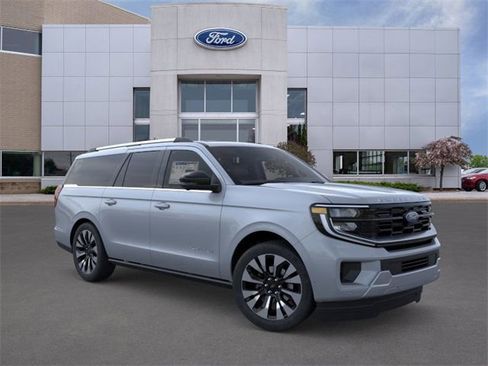 New 2026 Ford Expedition Max Platinum w/ Driver's Package image 7