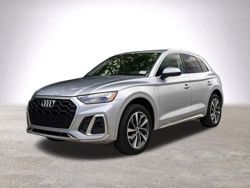 Used 2023 Audi Q5 2.0T Premium Plus w/ Premium Plus Package AWD/4WD image 5