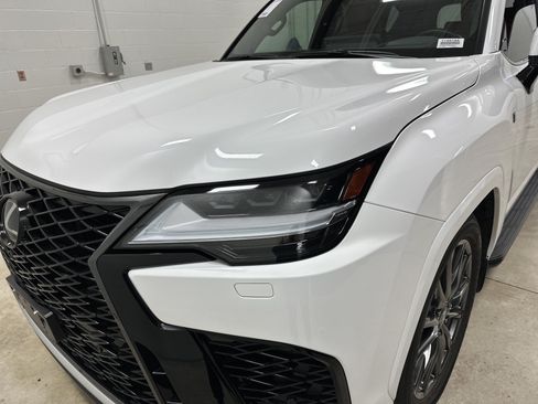 Used 2024 Lexus LX 600 F Sport AWD/4WD image 6