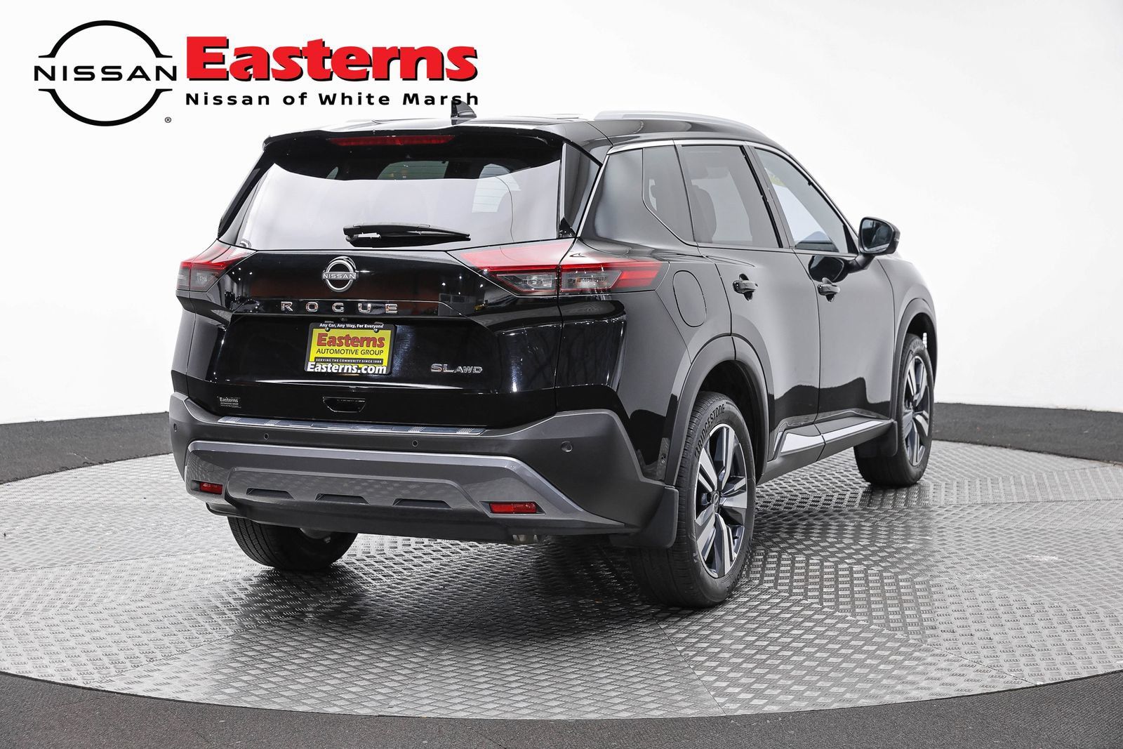 Used 2023 Nissan Rogue SL AWD/4WD image 5