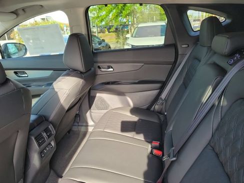 New 2026 Nissan Murano Platinum w/ Cargo Package AWD/4WD image 24