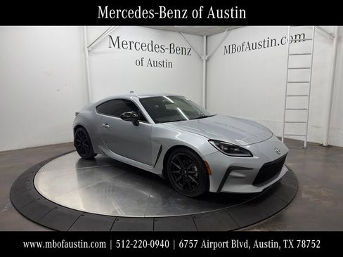 Used 2023 Toyota GR86 Premium RWD image 1