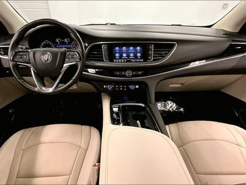 Used 2023 Buick Enclave Essence w/ Sport Touring Edition FWD image 18