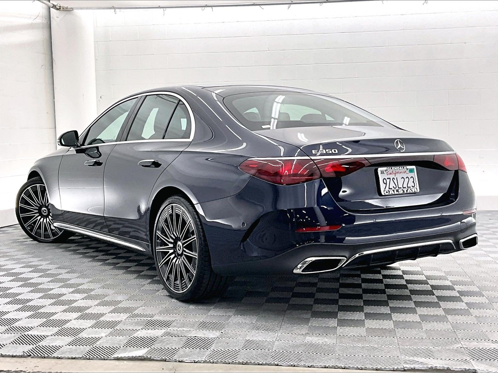 Used 2026 Mercedes-Benz E 350 Sedan image 10