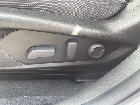 New 2025 Subaru Crosstrek 2.5i Premium image 16